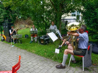 Altenheim-Sommerfest-3.jpg