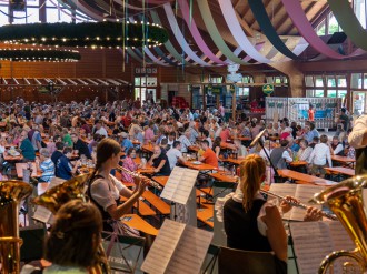 Volksfest-2025_Tag-der-Blasmusik_014.jpg