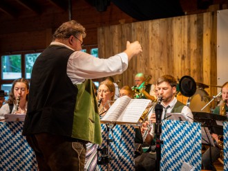 Volksfest2023-Montagabend_010.jpg