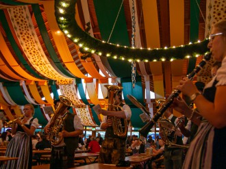 Volksfestauszug22_009.jpg